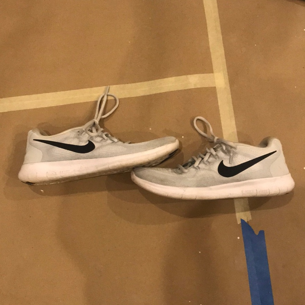 Nike tennis shoes